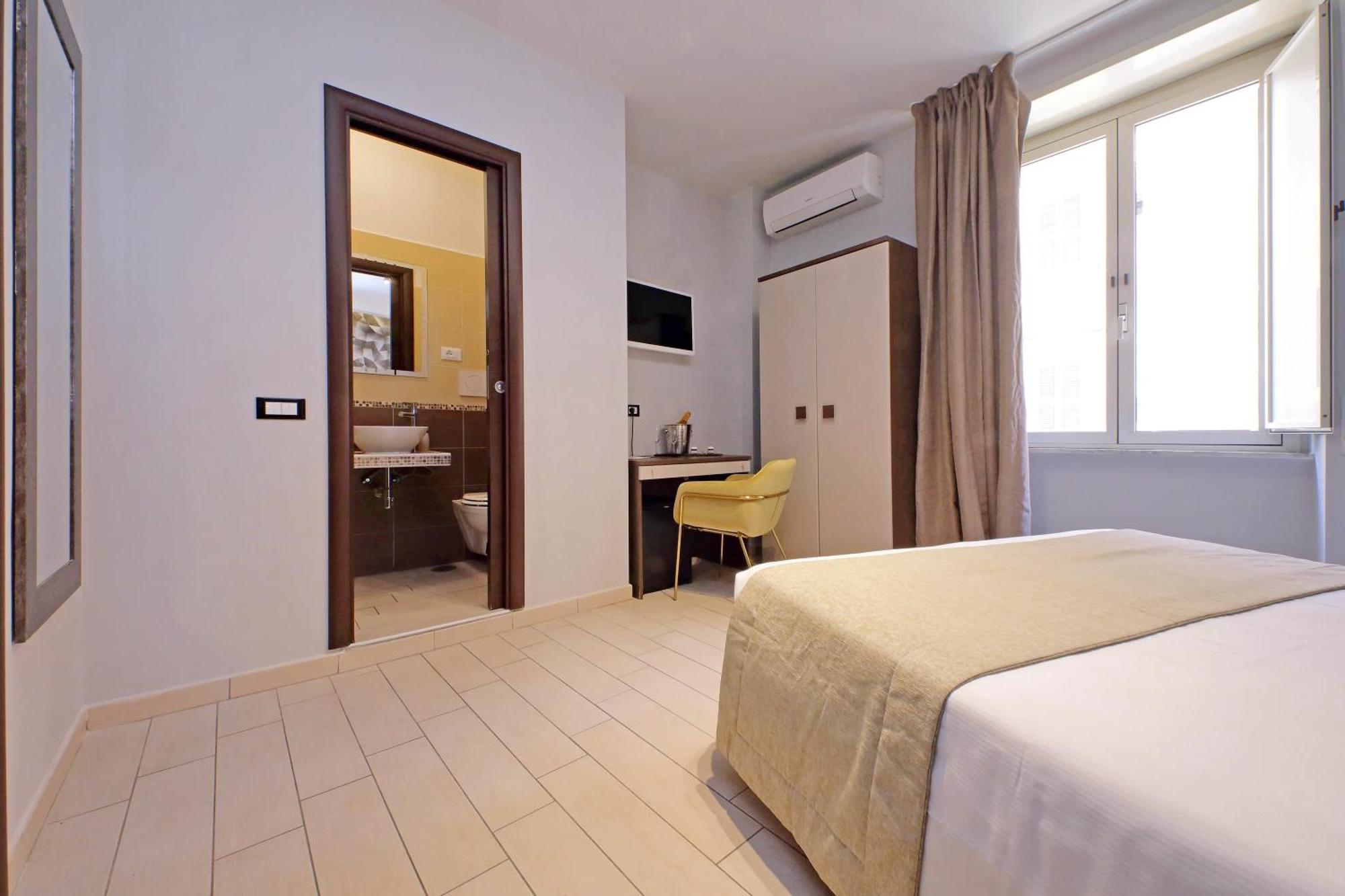 Roma Suite Centro Exterior photo