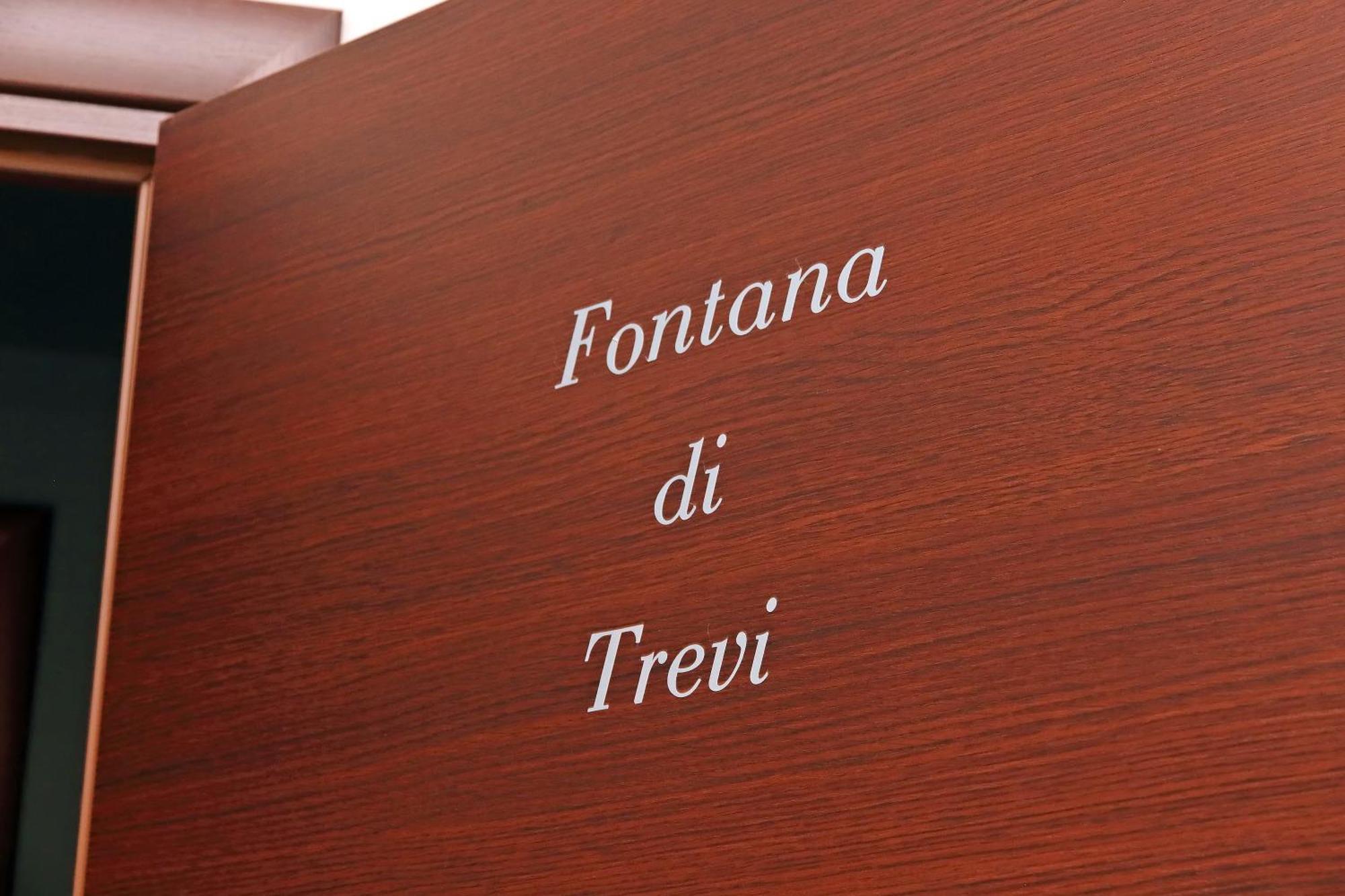 Roma Suite Centro Exterior photo